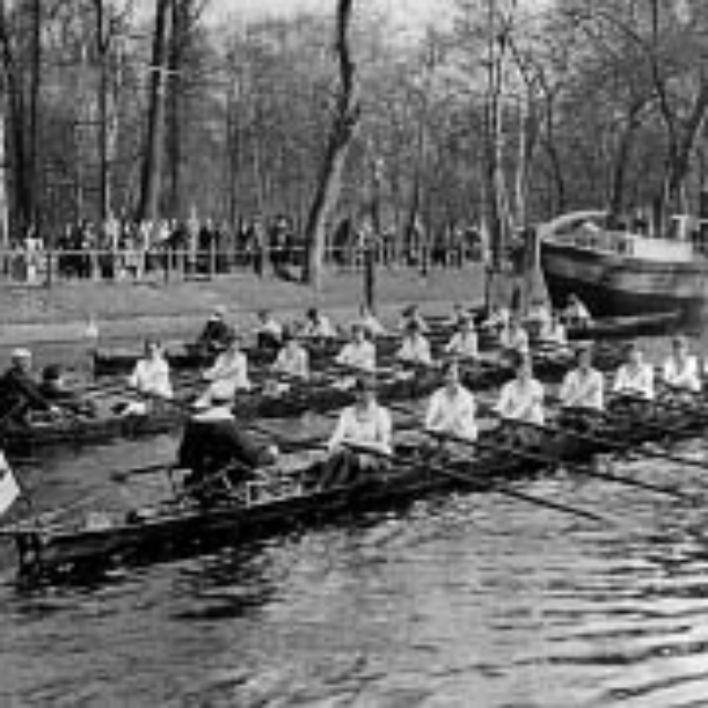 Stadtfahrt der drei Achter im April 1928